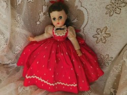 mme alex jo red